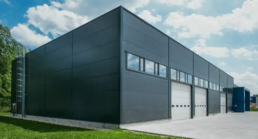 картинка-ссылка на статью: Как выбрать кровлю для ангара в Губкинском?